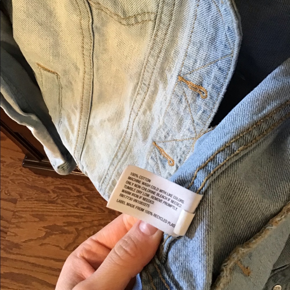 Jean Jacket! - Picture 3 of 4